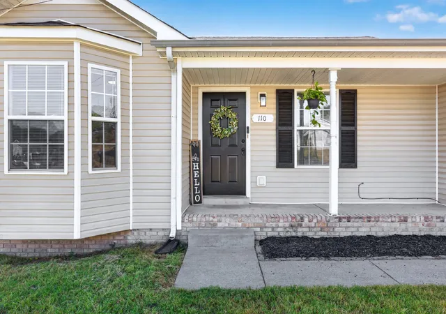 Photo 2 of Single family home for sale at 110 Chase Ct, Oak Grove, KY 42262 | MLS# 3597100 | Listing updated on 2026-09-29