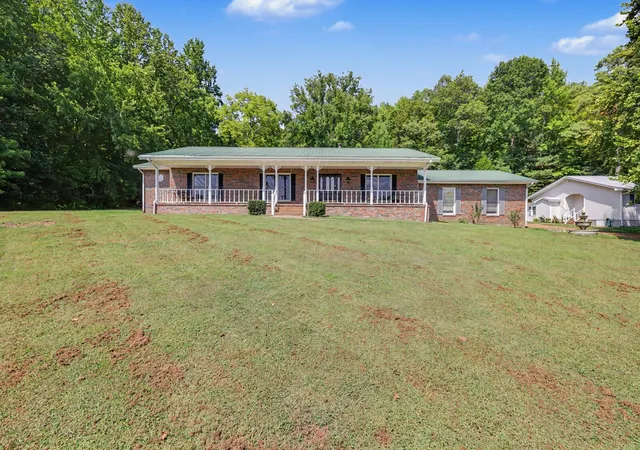 Photo 3 of Single family home for sale at 6268 Highway 100 W, Pleasantville, TN 37033 | MLS# 3601563 | Listing updated on 2026-09-26