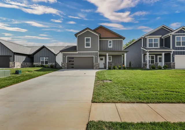 Photo 2 of Single family home for sale at 2685 Brewster Dr, Clarksville, TN 37042 | MLS# 3596622 | Listing updated on 2026-09-21
