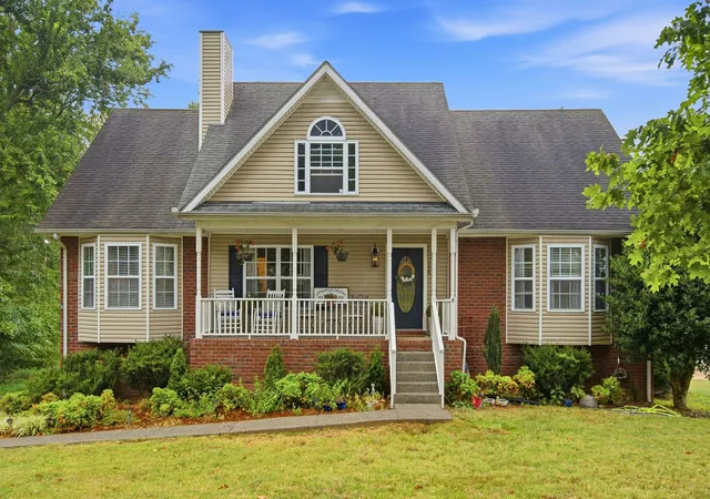 Photo 2 of Single family home for sale at 116 Ben Albert Rd, Cottontown, TN 37048 | MLS# 3596895 | Listing updated on 2026-10-05