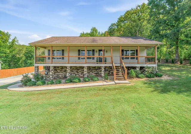 Single family home for sale at 221 Pearl Meadows Way, Del Rio, TN 37727 | MLS# 3596629