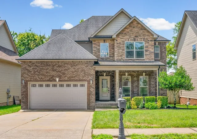 Photo 2 of Single family home for sale at 1272 Brigade Dr, Clarksville, TN 37043 | MLS# 3597859 | Listing updated on 2026-10-23