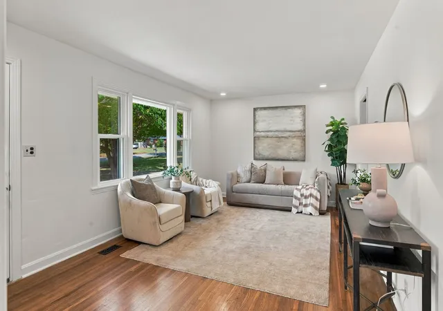 Photo 4 of Single family home for sale at 4716 Abbay Dr, Nashville, TN 37211 | MLS# 3596972 | Listing updated on 2026-09-27