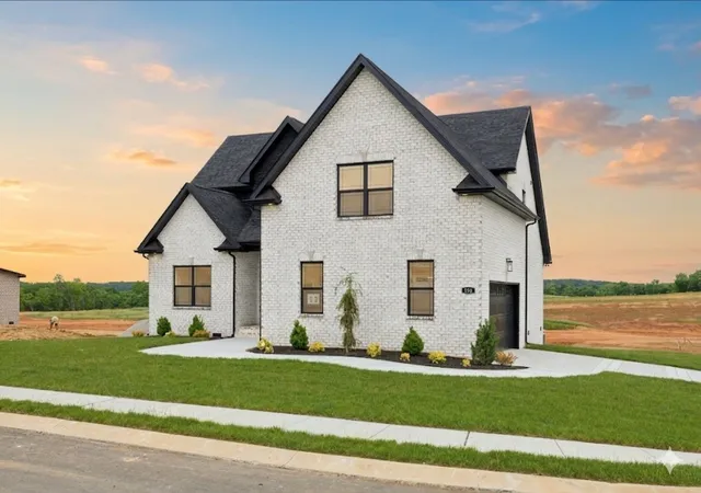 Photo 1 of Single family home for sale at 550 Foxglove Ln, Clarksville, TN 37043 | MLS# 3596918 | Listing updated on 2026-10-09
