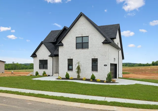 Photo 3 of Single family home for sale at 550 Foxglove Ln, Clarksville, TN 37043 | MLS# 3596918 | Listing updated on 2026-10-09