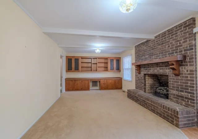 Photo 3 of Single family home for sale at 401 Twelve Oaks Rd, Tullahoma, TN 37388 | MLS# 3599194 | Listing updated on 2026-10-04