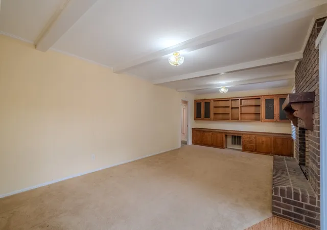 Photo 4 of Single family home for sale at 401 Twelve Oaks Rd, Tullahoma, TN 37388 | MLS# 3599194 | Listing updated on 2026-10-04
