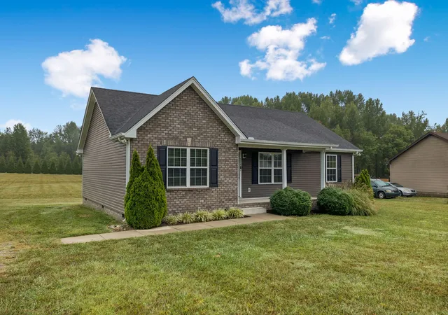 Photo 1 of Single family home for sale at 334 Tom Ferrell Rd, Portland, TN 37148 | MLS# 3597754 | Listing updated on 2026-09-25