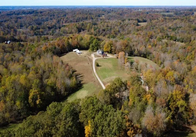 Photo 4 of Single family home for sale at 2753 Jarrell Ridge Rd, Clarksville, TN 37043 | MLS# 3596965 | Listing updated on 2026-10-14