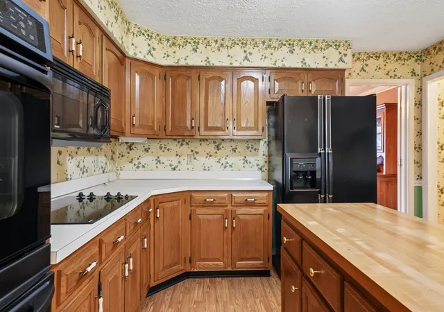 Photo 3 of Single family home for sale at 3921 Hillshire Dr, Antioch, TN 37013 | MLS# 3596958 | Listing updated on 2026-10-08