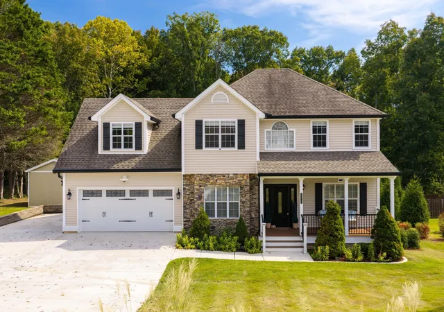 Single family home for sale at 8912 Grey Mountain Dr, Ooltewah, TN 37363 | MLS# 3596955 | Listing updated on 2026-09-23