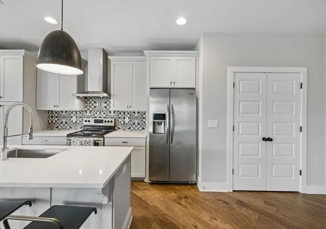 Photo 2 of Condo for sale at 5608 Morrow Rd, Nashville, TN 37209 | MLS# 3597798 | Listing updated on 2026-09-24