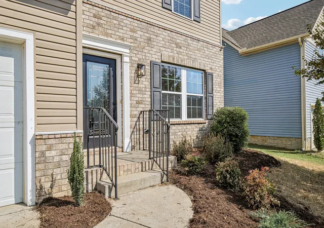 Photo 1 of Single family home for sale at 621 Betty Lou Dr, Madison, TN 37115 | MLS# 3598818 | Listing updated on 2026-09-24