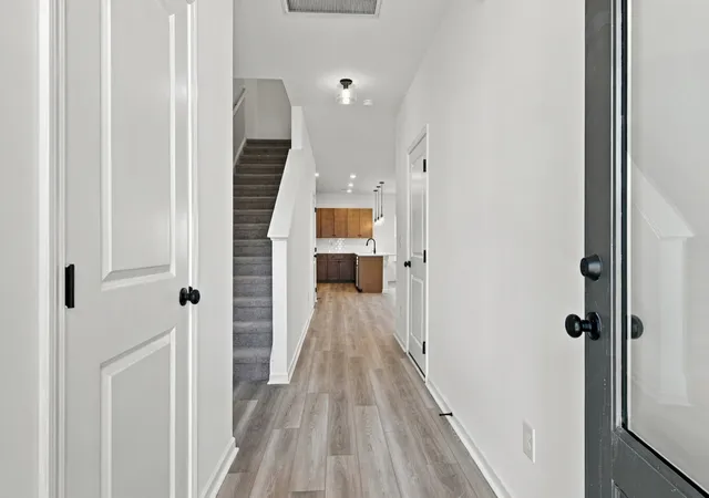 Photo 3 of Single family home for sale at 504 Coffee Ct, Gallatin, TN 37066 | MLS# 3596976 | Listing updated on 2026-10-07