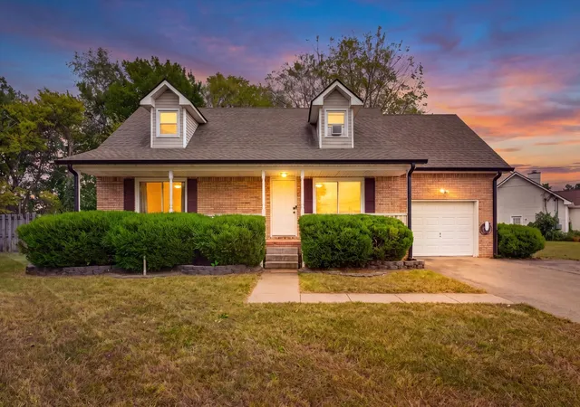 Photo 1 of Single family home for sale at 171 Kings Deer Dr, Clarksville, TN 37042 | MLS# 3602398 | Listing updated on 2026-10-16