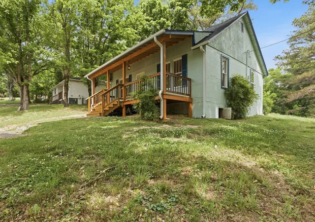 Photo 3 of Single family home for sale at 993 Lewisburg Hwy, Pulaski, TN 38478 | MLS# 3597146 | Listing updated on 2026-09-21