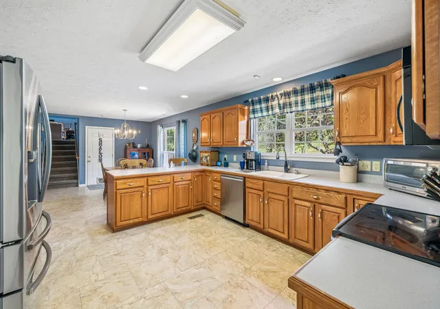 Photo 4 of Single family home for sale at 4575 Central Pike, Hermitage, TN 37076 | MLS# 3597093 | Listing updated on 2026-10-05