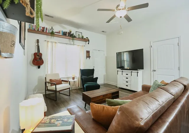 Photo 4 of Single family home for sale at 107 Sage Dr, Springfield, TN 37172 | MLS# 3598759 | Listing updated on 2026-09-25