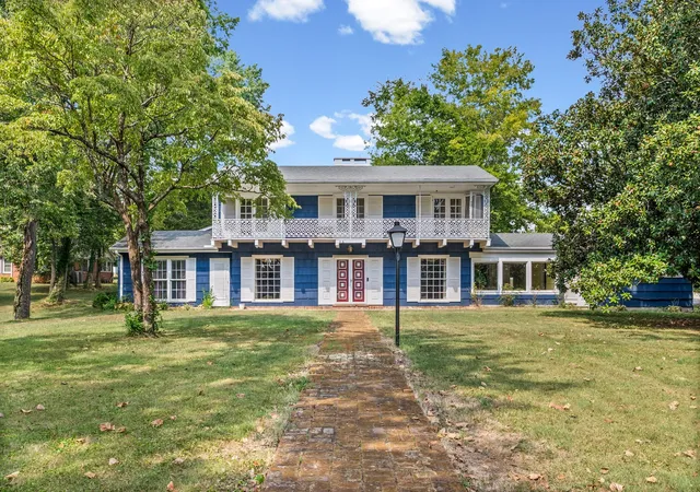Photo 3 of Single family home for sale at 428 Cardinal Dr, Hopkinsville, KY 42240 | MLS# 3597025 | Listing updated on 2026-09-21
