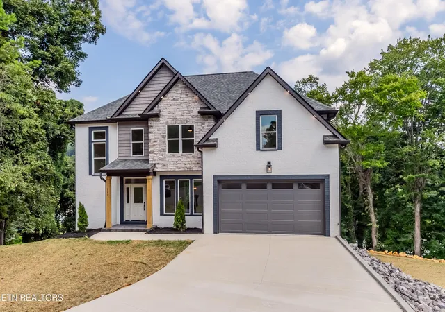 Single family home for sale at 7560 Christin Lee Cir, Knoxville, TN 37931 | MLS# 3596985 | Listing updated on 2026-09-22