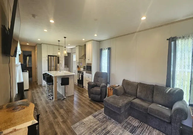 Photo 3 of Manufactured home for sale at 355 Old Blue Springs Rd, Smithville, TN 37166 | MLS# 3596999 | Listing updated on 2026-10-02