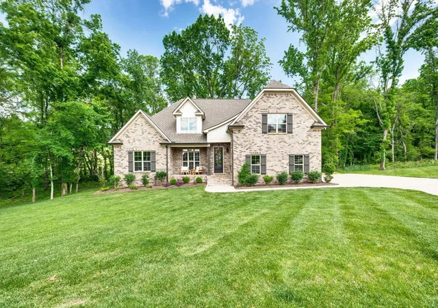 Photo 1 of Single family home for sale at 3011 Cherrydale Ct, Lebanon, TN 37087 | MLS# 3597753 | Listing updated on 2026-10-01