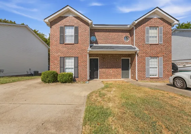 Townhouse for sale at 1427 Middleborough Ct, Murfreesboro, TN 37130 | MLS# 3598647