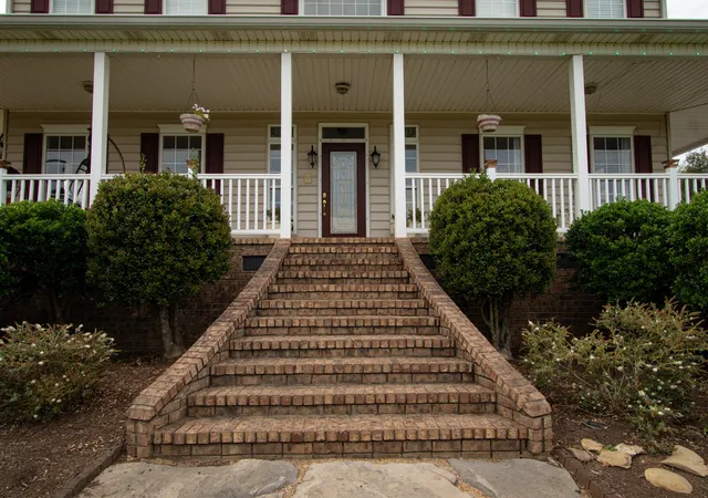 Photo 3 of House for sale at 10663 Bradyville Pike, Readyville, TN 37149 | MLS# 3597206 | Listing updated on 2026-10-02