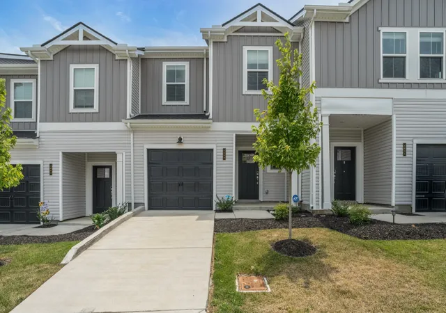 Townhouse for sale at 4689 Ridge Bnd Dr, Nashville, TN 37207 | MLS# 3597521