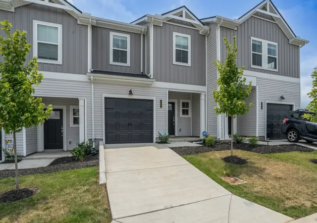 Photo 1 of Townhouse for sale at 4689 Ridge Bnd Dr, Nashville, TN 37207 | MLS# 3597521 | Listing updated on 2026-09-22