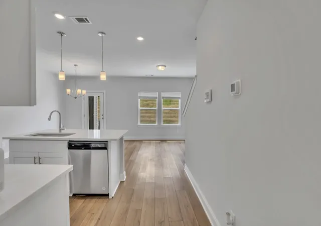 Photo 4 of Townhouse for sale at 4689 Ridge Bnd Dr, Nashville, TN 37207 | MLS# 3597521 | Listing updated on 2026-09-22
