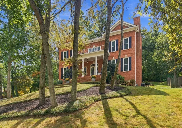 Photo 2 of Single family home for sale at 1581 Fawn Crk Rd, Brentwood, TN 37027 | MLS# 3615274 | Listing updated on 2026-10-20