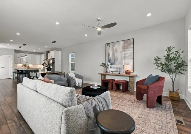 Photo 3 of Single family home for sale at 1201 Walsh St, Nashville, TN 37208 | MLS# 3597243 | Listing updated on 2026-09-23