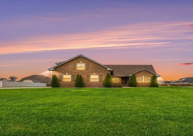 Single family home for sale at 8041 Manchester Pike, Murfreesboro, TN 37127 | MLS# 3597053