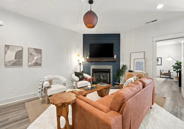 Photo 2 of Townhouse for sale at 7057 Westside Cir, Nashville, TN 37205 | MLS# 3624613 | Listing updated on 2026-10-23