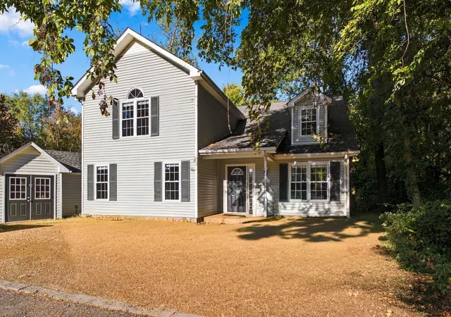 Photo 3 of Single family home for sale at 133 Walton Village Dr, Hendersonville, TN 37075 | MLS# 3602375 | Listing updated on 2026-09-30