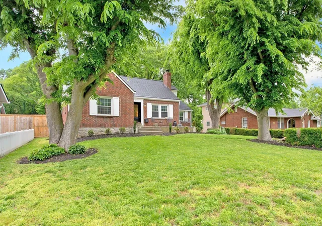 Photo 3 of Multi family home for sale at 2109 Natchez Trce, Nashville, TN 37212 | MLS# 3597315 | Listing updated on 2026-09-22