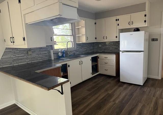 Photo 3 of Single family home for sale at 210 Snow Ln, Harriman, TN 37748 | MLS# 3597143 | Listing updated on 2026-09-21