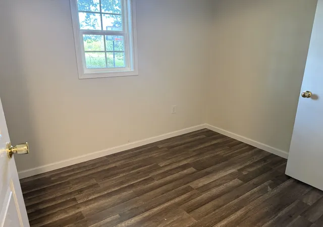 Photo 4 of Single family home for sale at 210 Snow Ln, Harriman, TN 37748 | MLS# 3597143 | Listing updated on 2026-09-21