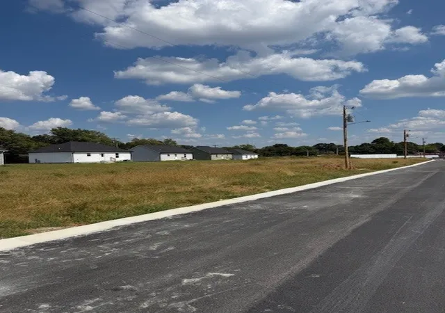 Photo 2 of Land for sale at 0 Sophias Pl, Lawrenceburg, TN 38464 | MLS# 3597130 | Listing updated on 2026-09-21