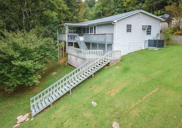 Photo 3 of Manufactured home for sale at 310 Hasty Holw Rd, Lynchburg, TN 37352 | MLS# 3601879 | Listing updated on 2026-10-07