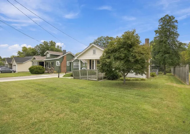 Photo 3 of Single family home for sale at 1516 Prigmore Rd, Chattanooga, TN 37412 | MLS# 3597161 | Listing updated on 2026-09-24