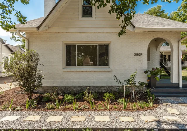 Photo 2 of Single family home for sale at 3809 Baxter Ave, Nashville, TN 37216 | MLS# 3598594 | Listing updated on 2026-10-02