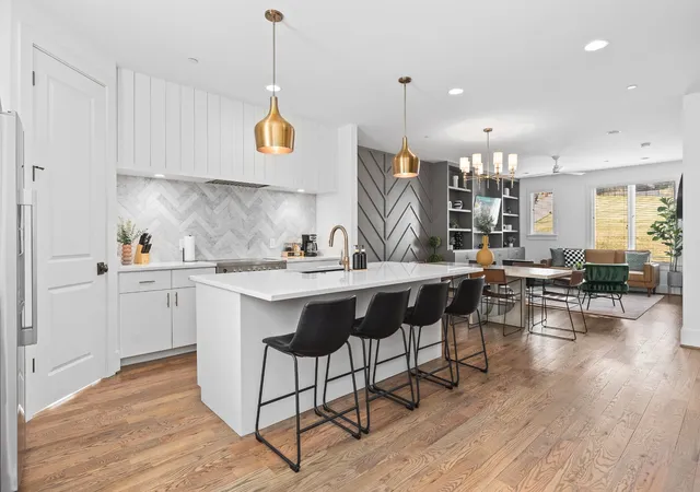 Photo 1 of Townhouse for sale at 1033 Wedgewood Ave #5, Nashville, TN 37203 | MLS# 3597225 | Listing updated on 2026-10-05