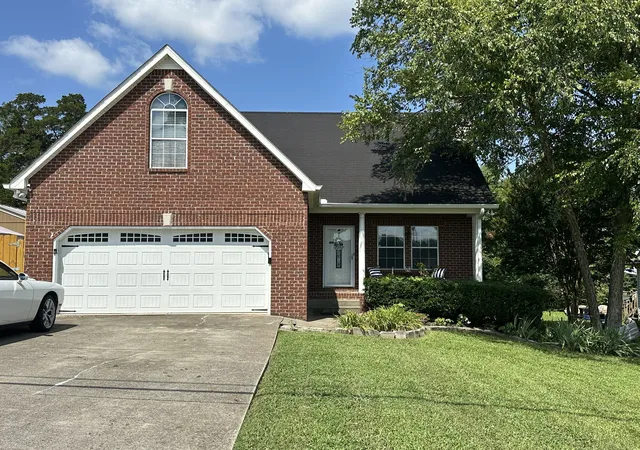 Photo 1 of Sale Pending at 386 Davids Way, La Vergne, TN 37086 | MLS# 3597256 | Listing updated on 2026-09-25
