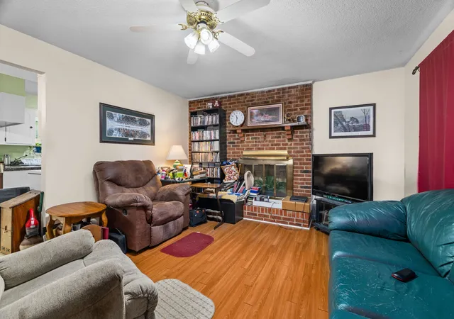 Photo 3 of Single family home for sale at 2000 County Rd 259, Florence, AL 35633 | MLS# 3597187 | Listing updated on 2026-09-21