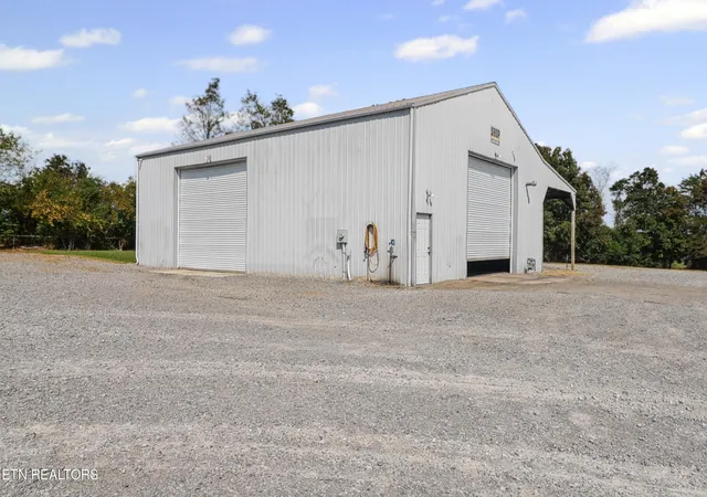 Photo 4 of Single family home for sale at 165 Ramey Rd, Crossville, TN 38571 | MLS# 3597185 | Listing updated on 2026-09-21