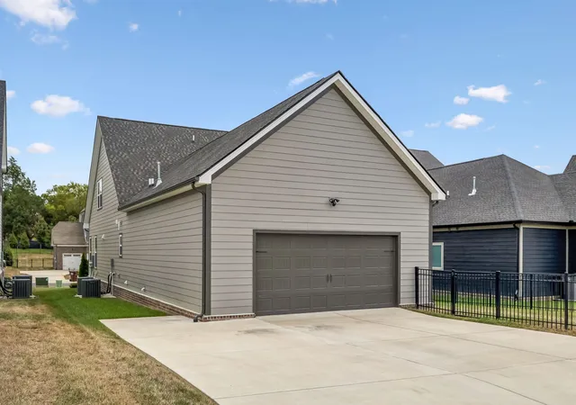 Photo 53 of Single family home for sale at 117 Willow Bnd Dr, Hendersonville, TN 37075 | MLS# 3601740 | Listing updated on 2026-10-02