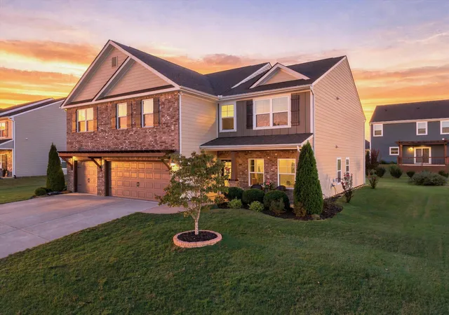 Photo 4 of Single family home for sale at 192 Shoreline Tr, Fort Oglethorpe, GA 30742 | MLS# 3597222 | Listing updated on 2026-10-09