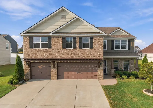 Photo 1 of Single family home for sale at 192 Shoreline Tr, Fort Oglethorpe, GA 30742 | MLS# 3597222 | Listing updated on 2026-10-09